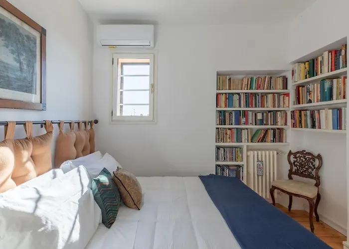 Iflat Penthouse Overlooking Apartment